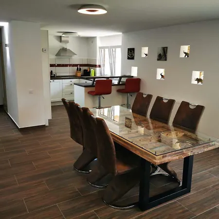 Ferienhaus-oebel-in-brueggen בית נופש ברוגן